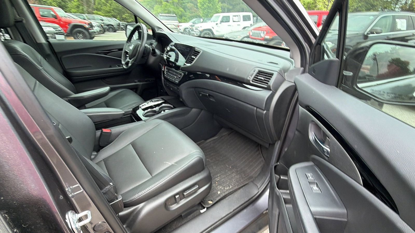 Used 2021 Honda Pilot Touring image 21