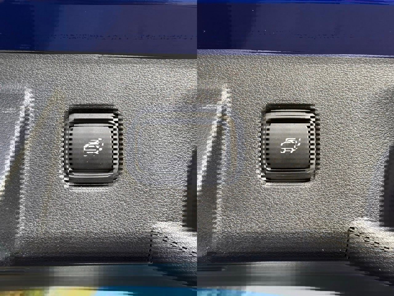 Used 2023 Hyundai Tucson Limited w/ Cargo Package image 16