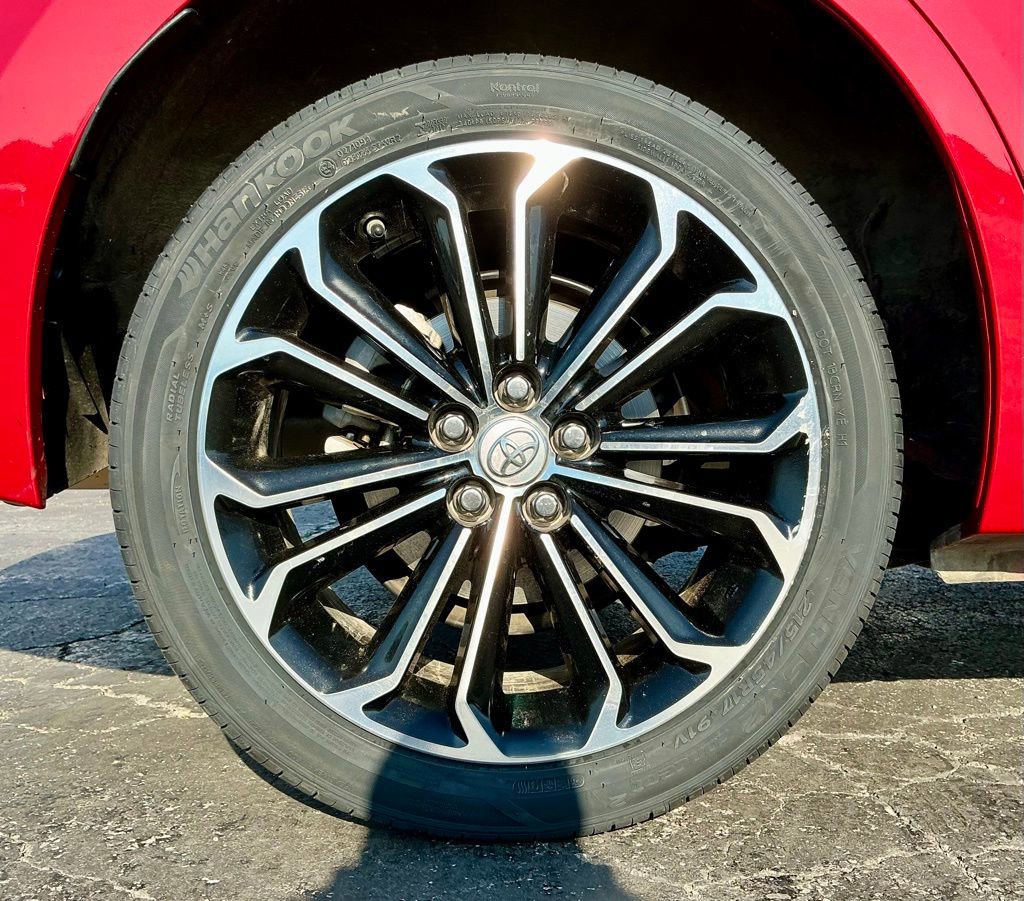 Used 2016 Toyota Corolla S FWD image 21