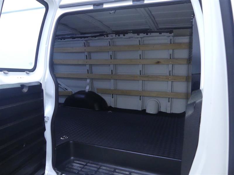 Used 2024 Chevrolet Express 2500 w/ Driver Convenience Package RWD image 16