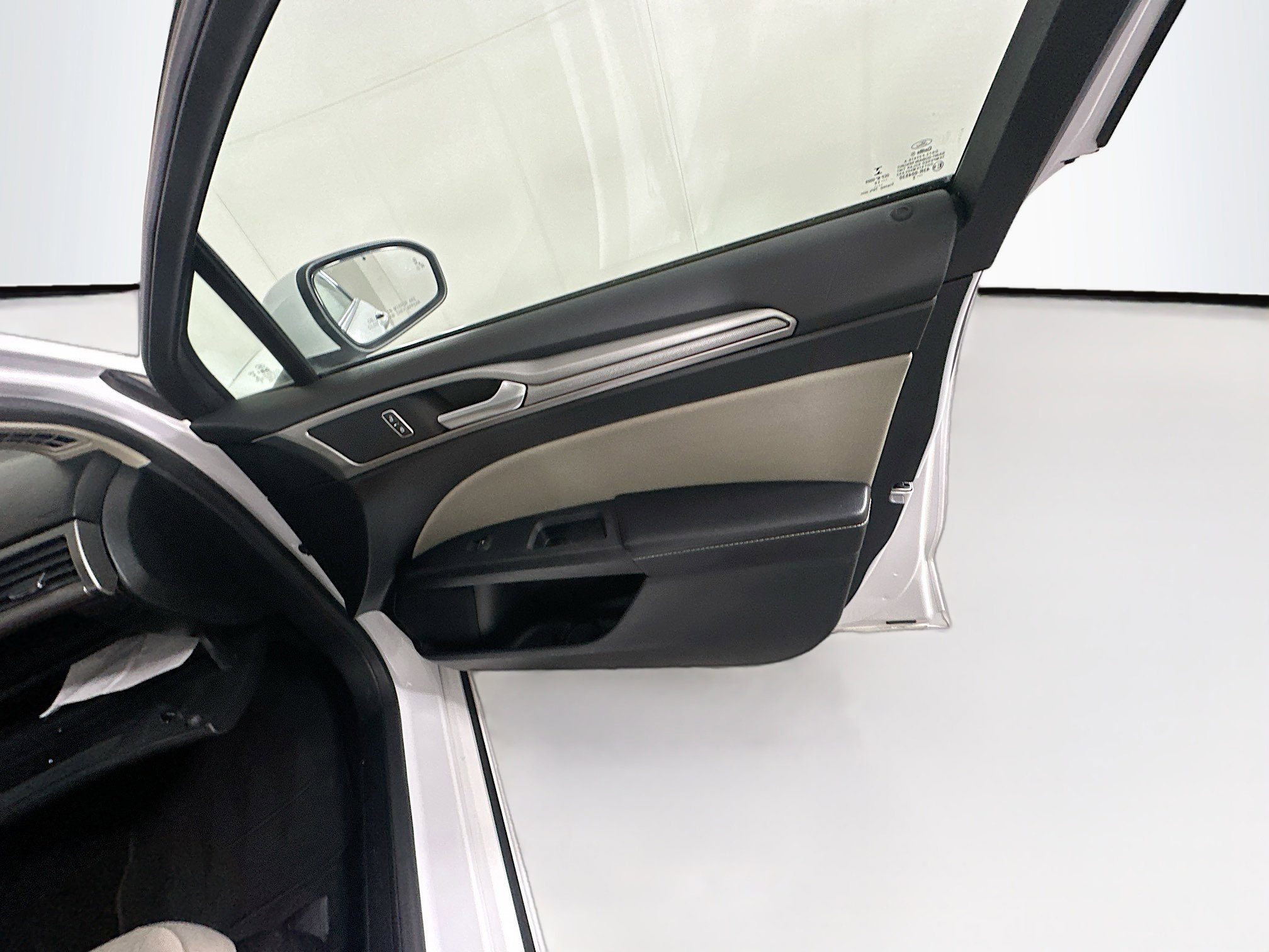 Used 2019 Ford Fusion S image 30