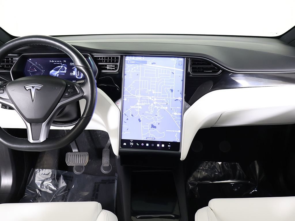 Used 2020 Tesla Model X Long Range image 33