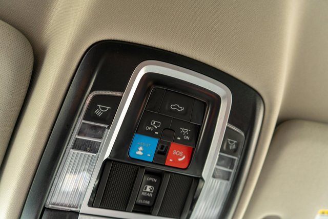 Used 2024 RAM 2500 Laramie w/ Safety Group image 31