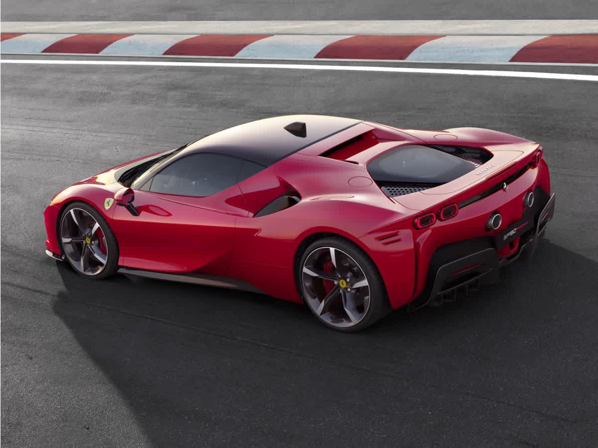 Used 2022 Ferrari SF90 Stradale AWD/4WD image 1