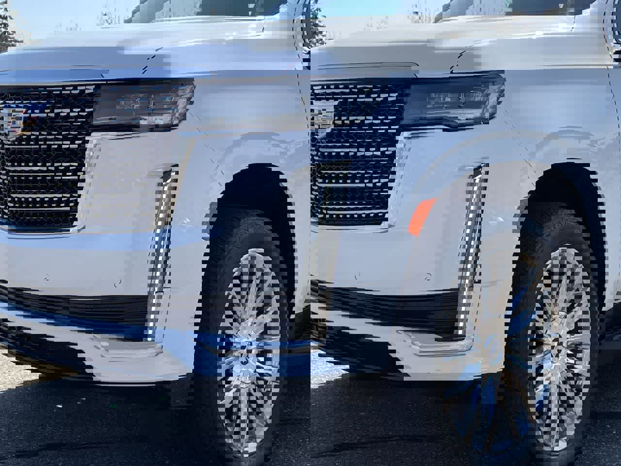 Used 2021 Cadillac Escalade ESV Premium Luxury w/ Performance Package image 42