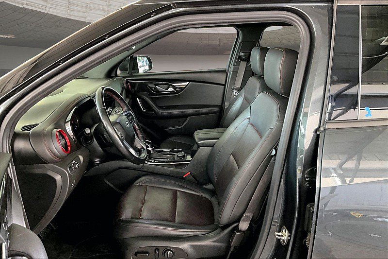 Used 2019 Chevrolet Blazer RS FWD image 21