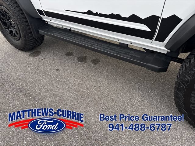 Used 2022 Ford Bronco Wildtrak AWD/4WD image 14