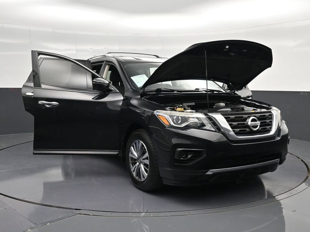 Used 2019 Nissan Pathfinder S image 37