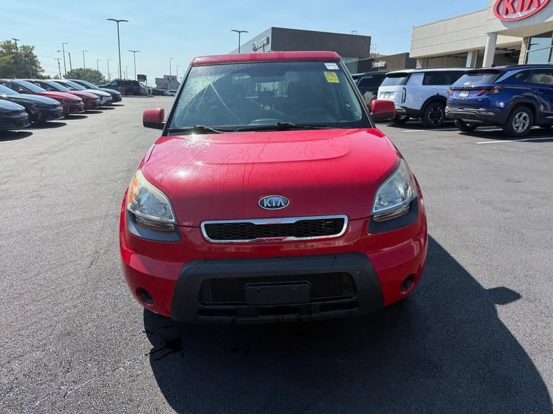 Used 2011 Kia Soul + w/ Audio Pkg FWD image 2