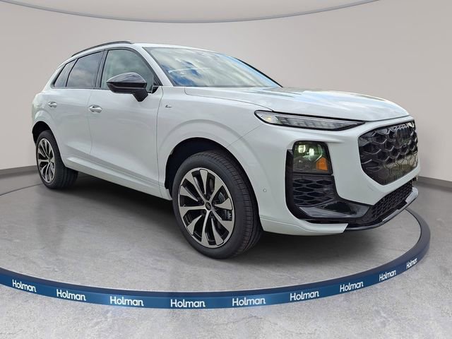 New 2026 Audi Q3 quattro 2.0T AWD/4WD image 4