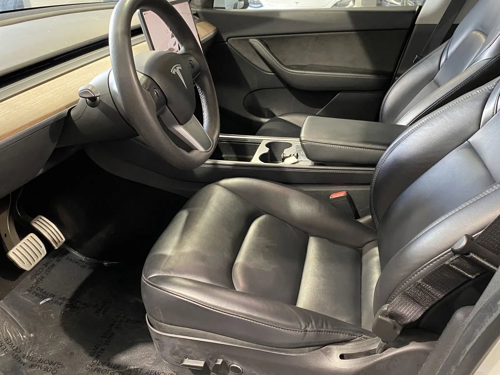 Used 2022 Tesla Model Y Performance image 11