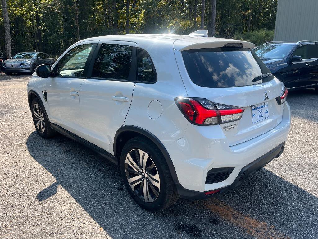 Used 2020 Mitsubishi Outlander Sport SE FWD image 10