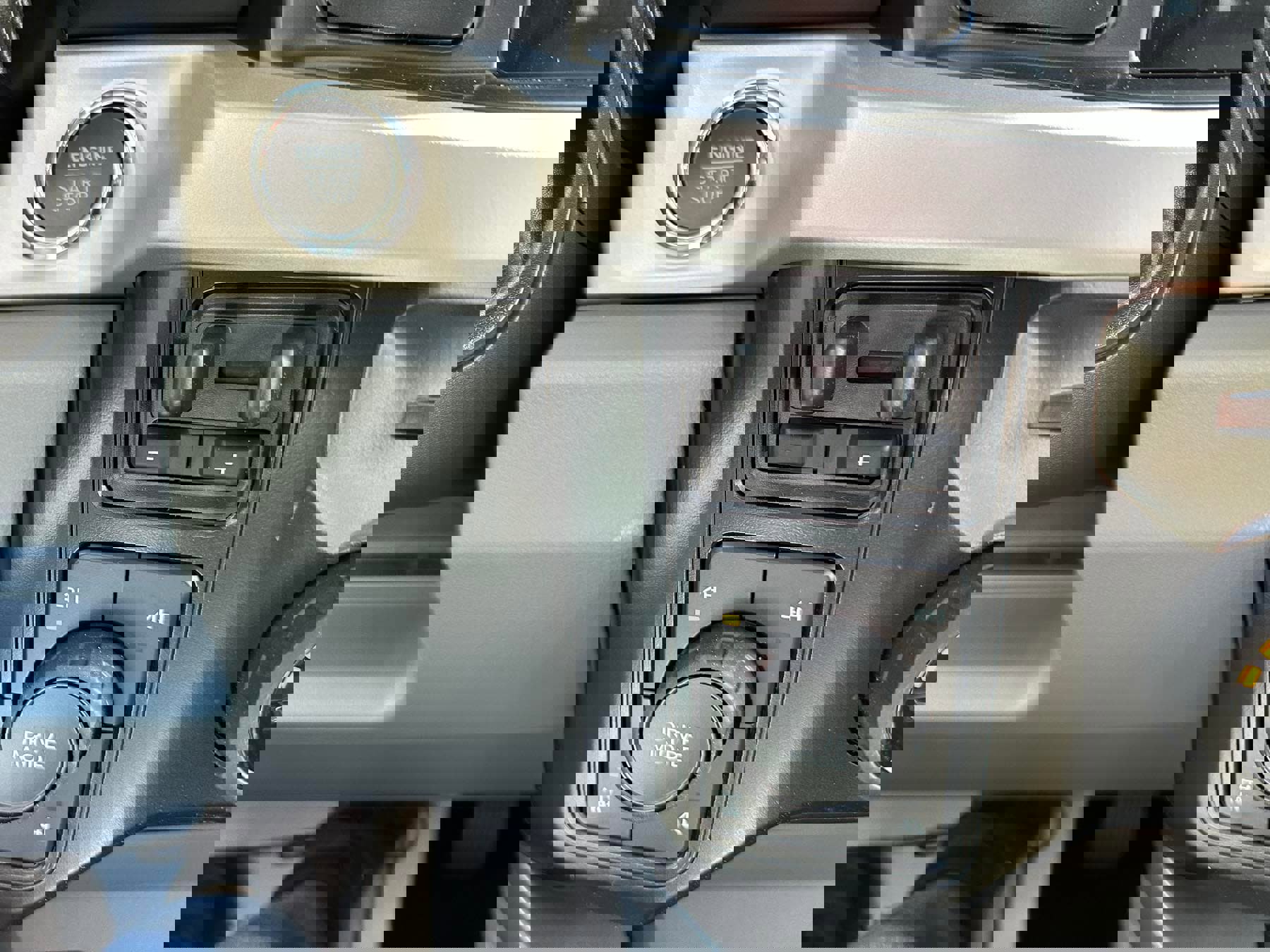 New 2026 Ford F350 XLT w/ XLT Premium Package image 25