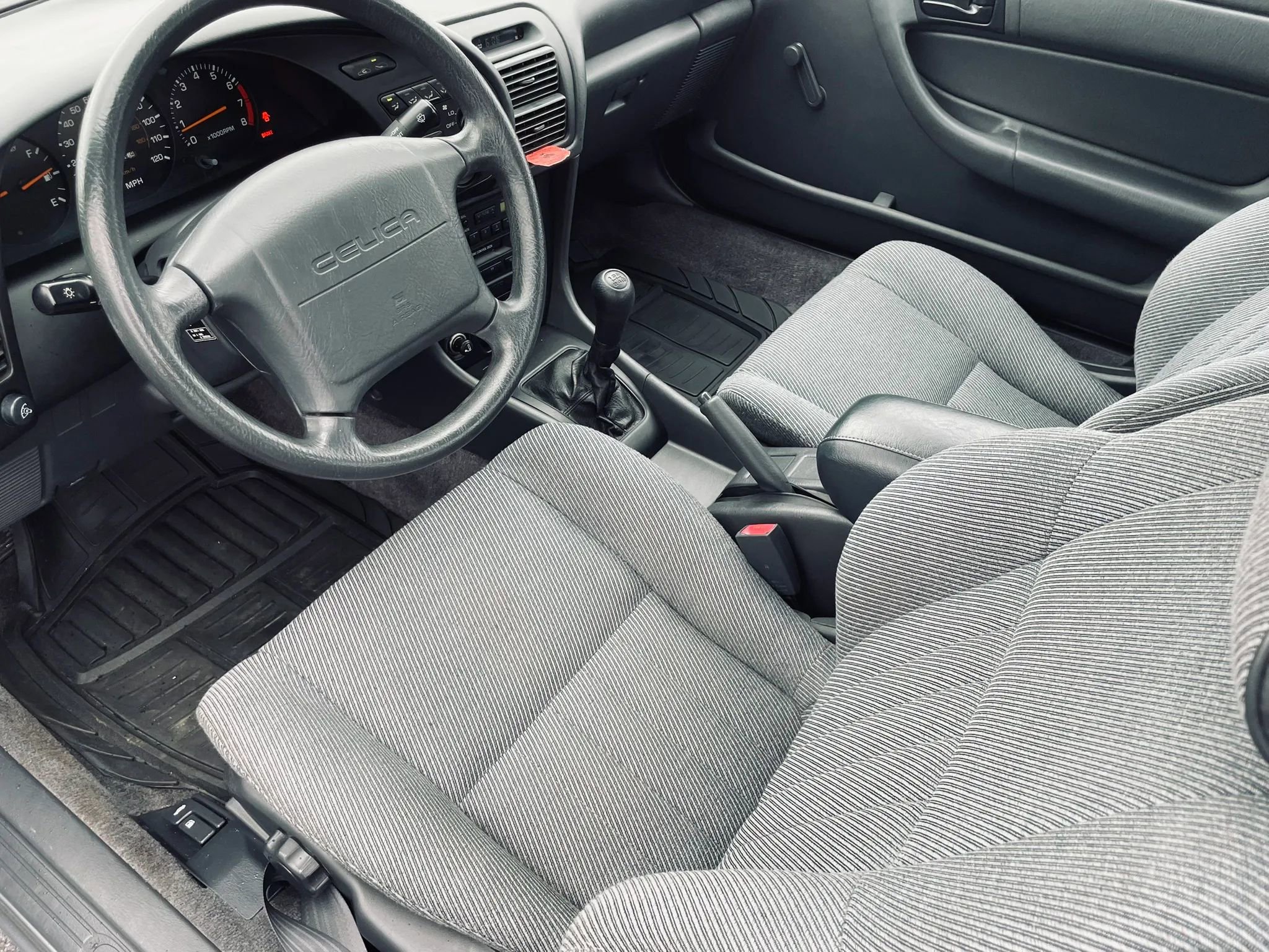 Used 1991 Toyota Celica ST FWD image 10