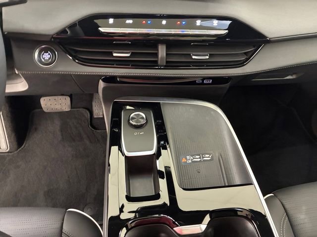 Used 2025 Buick Enclave Sport Touring w/ Super Cruise Package image 21