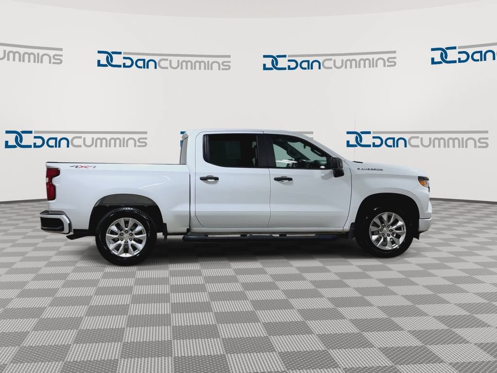 Used 2024 Chevrolet Silverado 1500 Custom AWD/4WD image 2