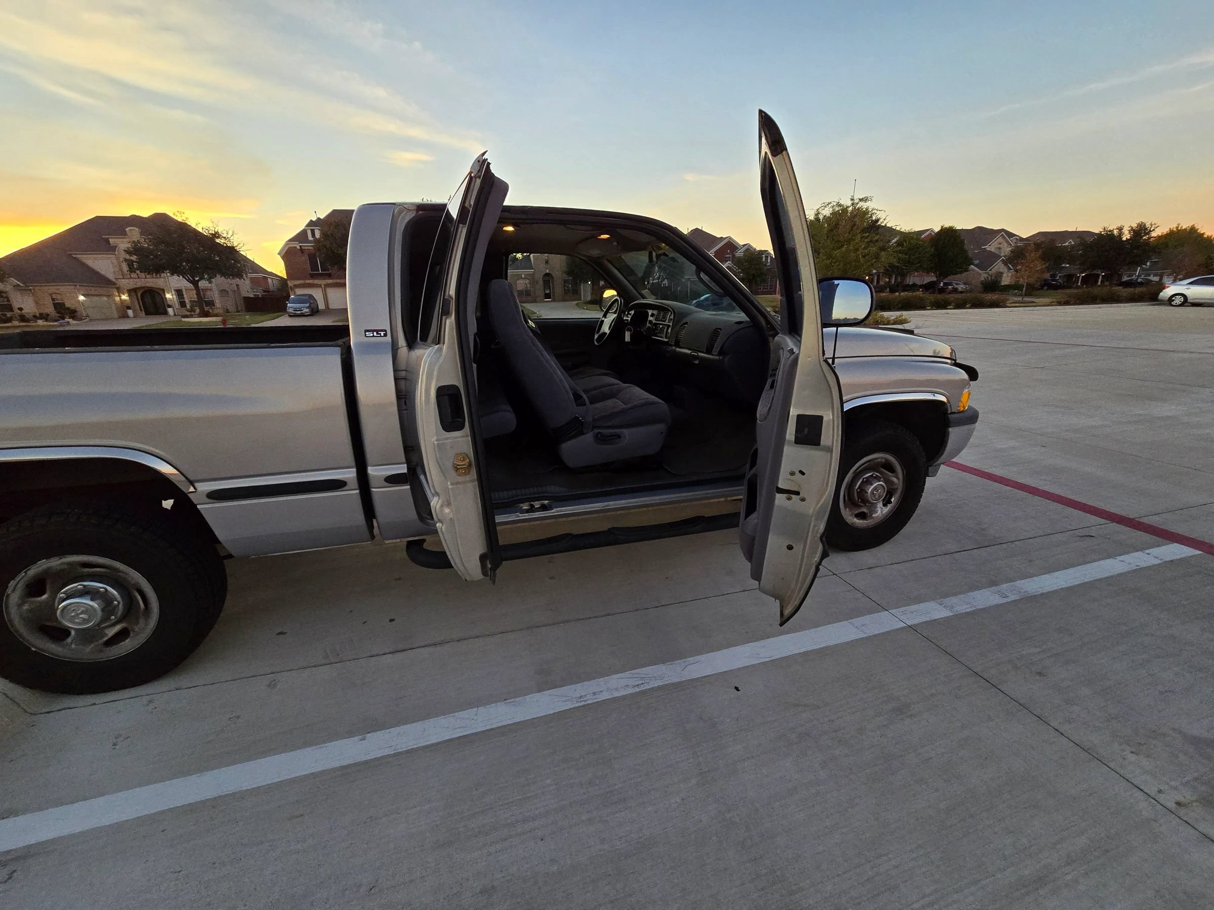 Used 1998 Dodge Ram 2500 Truck 2WD Quad Cab image 16