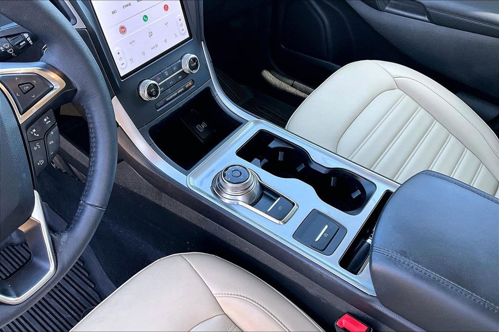 Certified 2024 Ford Edge SEL w/ Convenience Package AWD/4WD image 15