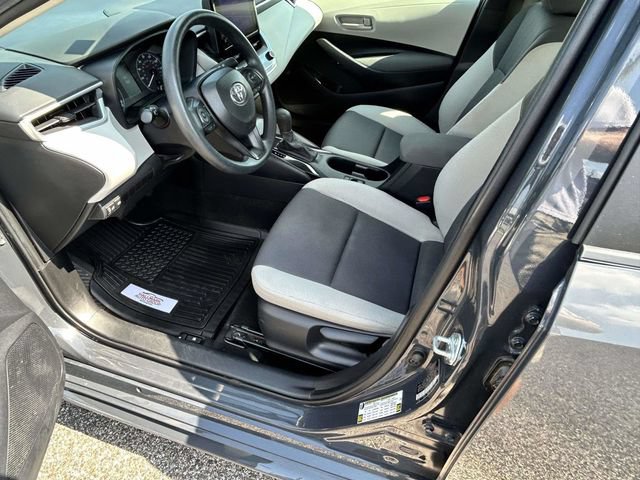 Used 2024 Toyota Corolla LE FWD image 11