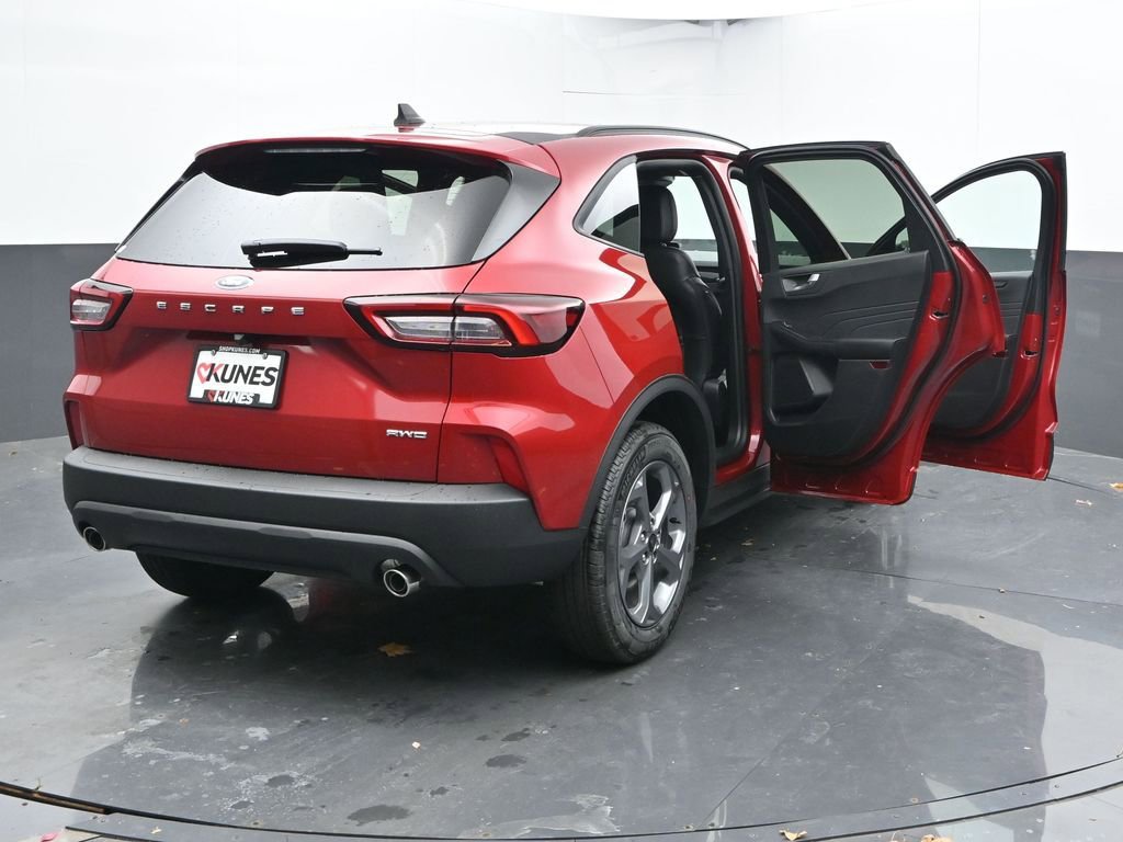 New 2026 Ford Escape ST-Line w/ Cold Weather Package image 57