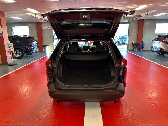 Certified 2025 Toyota RAV4 XLE AWD/4WD image 26