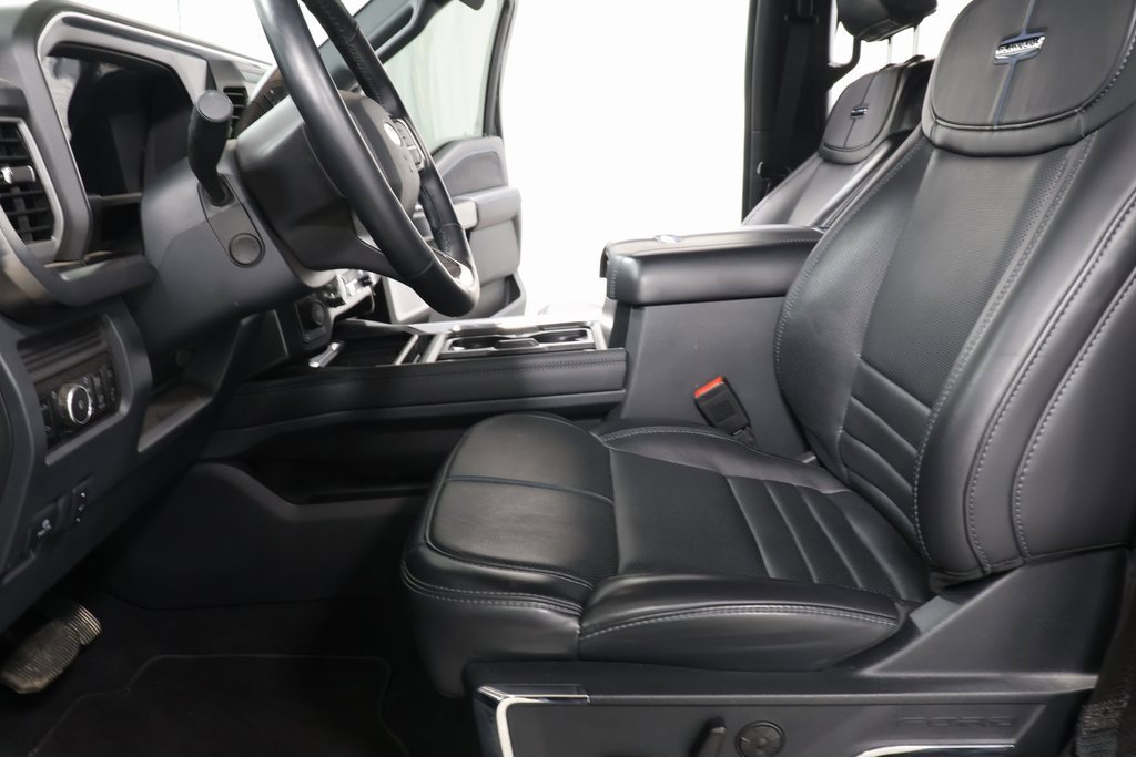 Used 2025 Ford F250 Platinum image 22