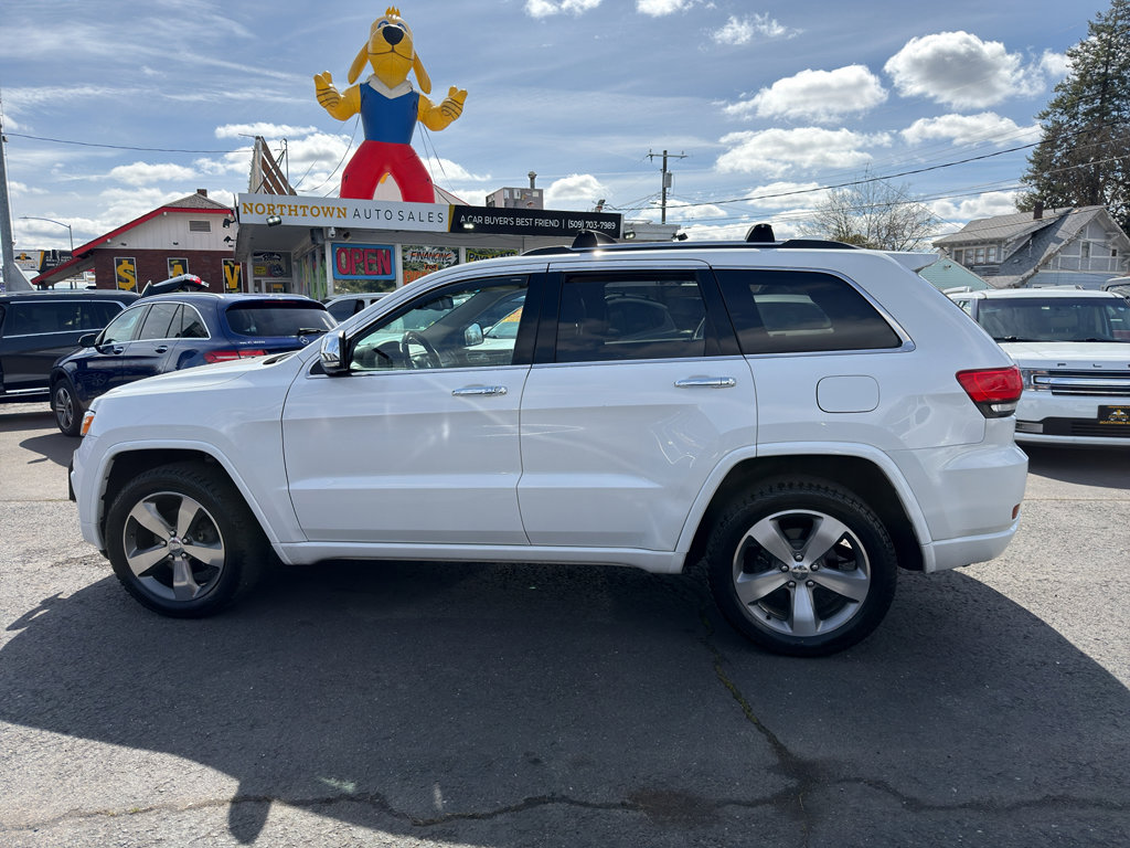 Used 2016 Jeep Grand Cherokee Overland AWD/4WD image 3