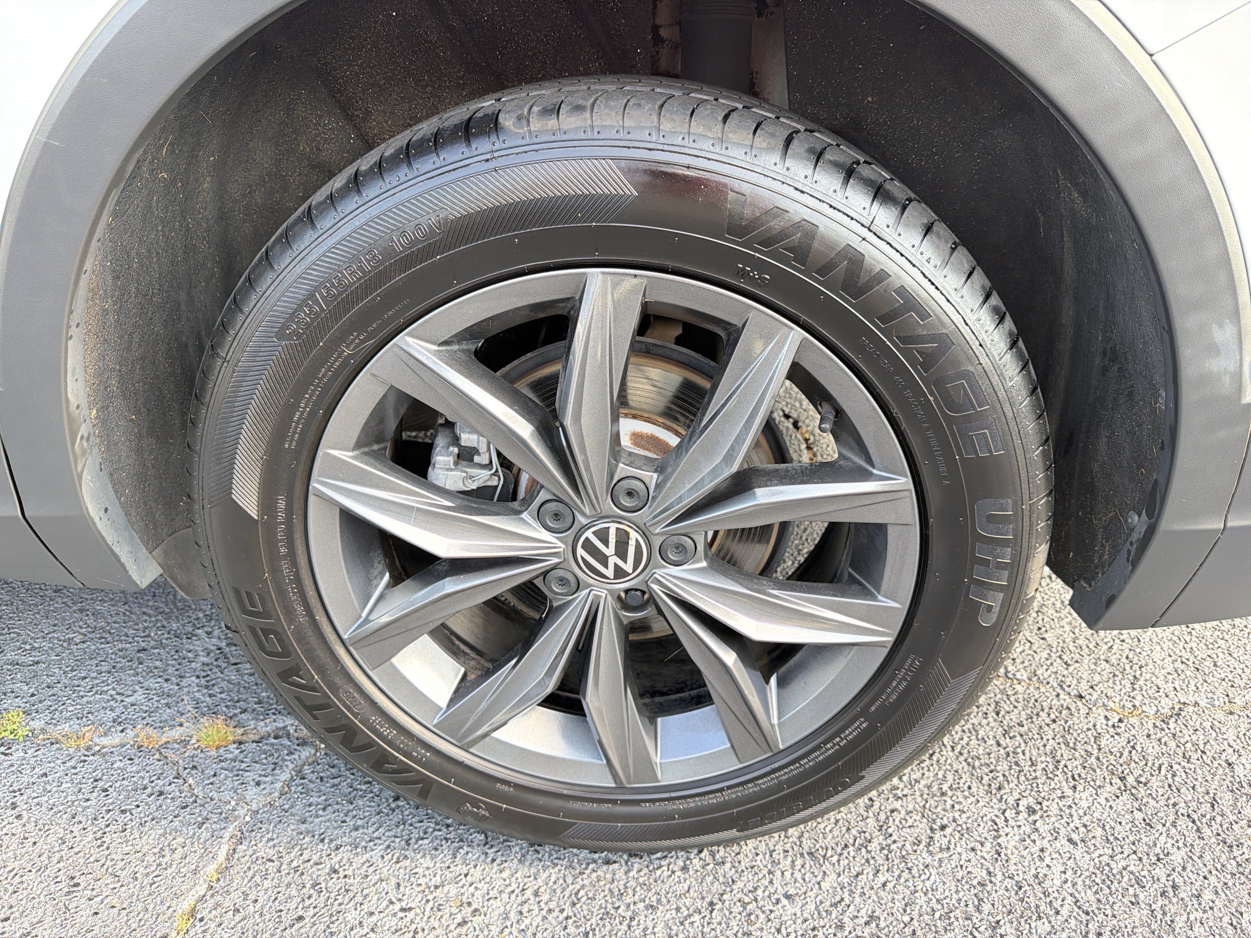 Used 2022 Volkswagen Tiguan SE FWD image 27