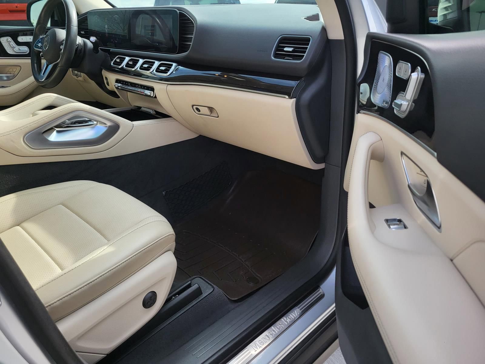 Used 2020 Mercedes-Benz GLE 350 4MATIC image 8