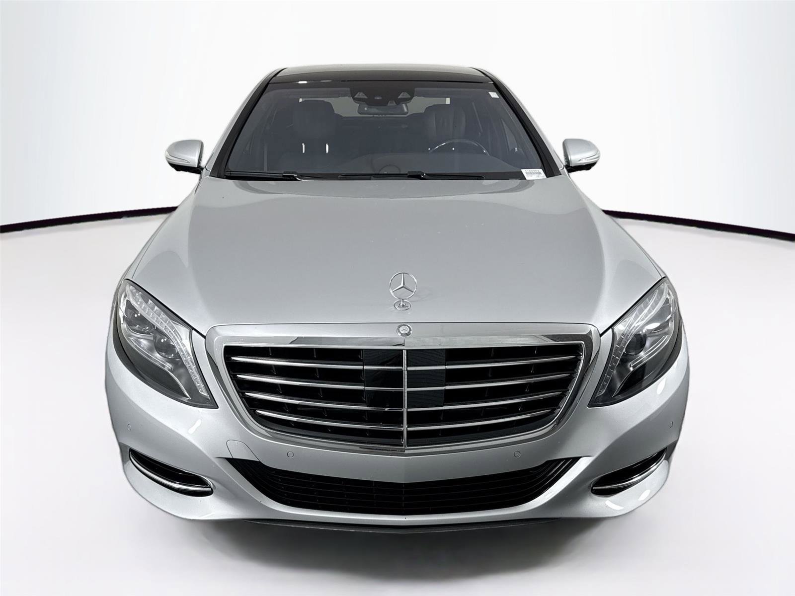 Used 2015 Mercedes-Benz S 550 Sedan image 9