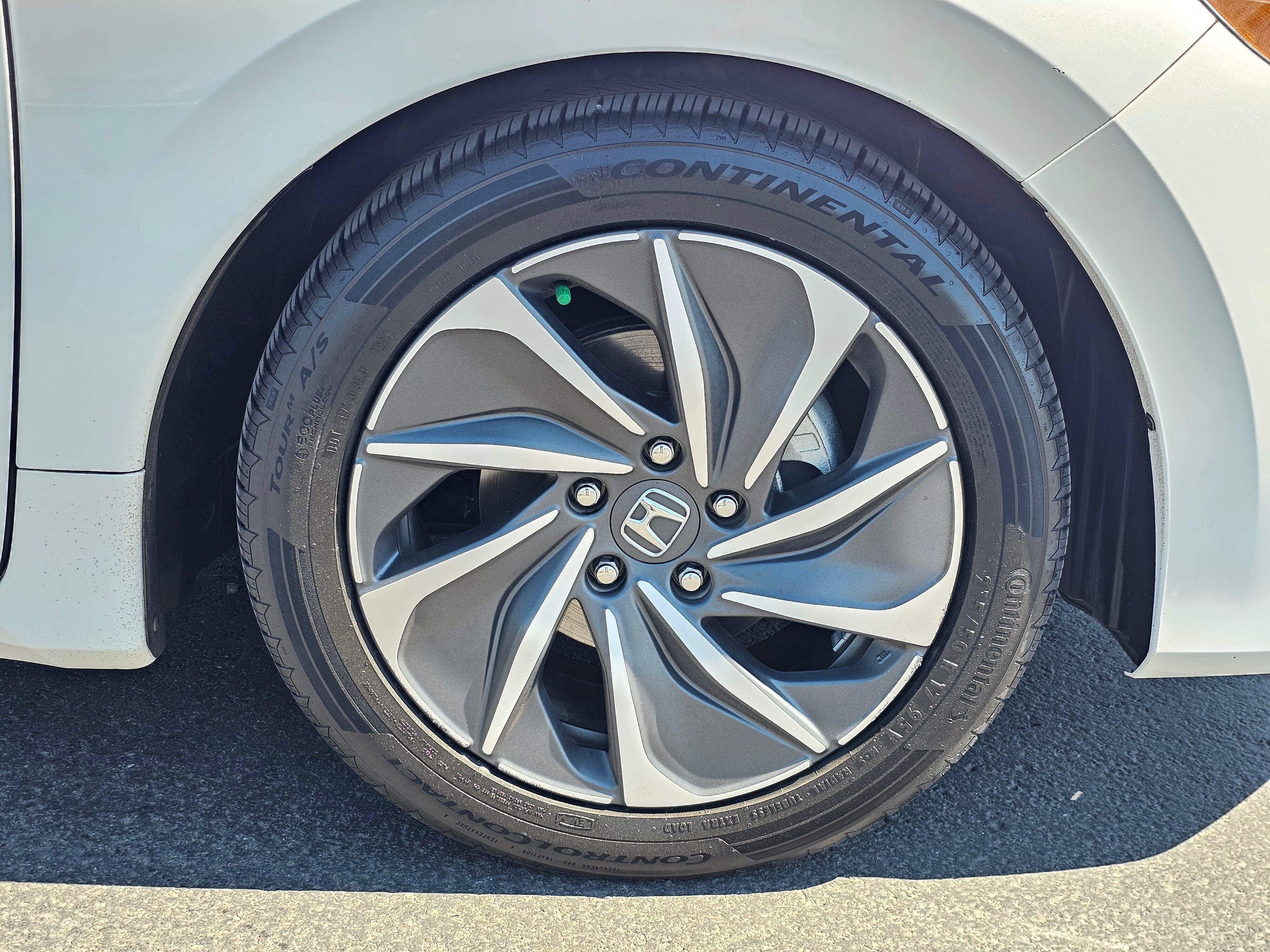 Used 2020 Honda Insight Touring image 9