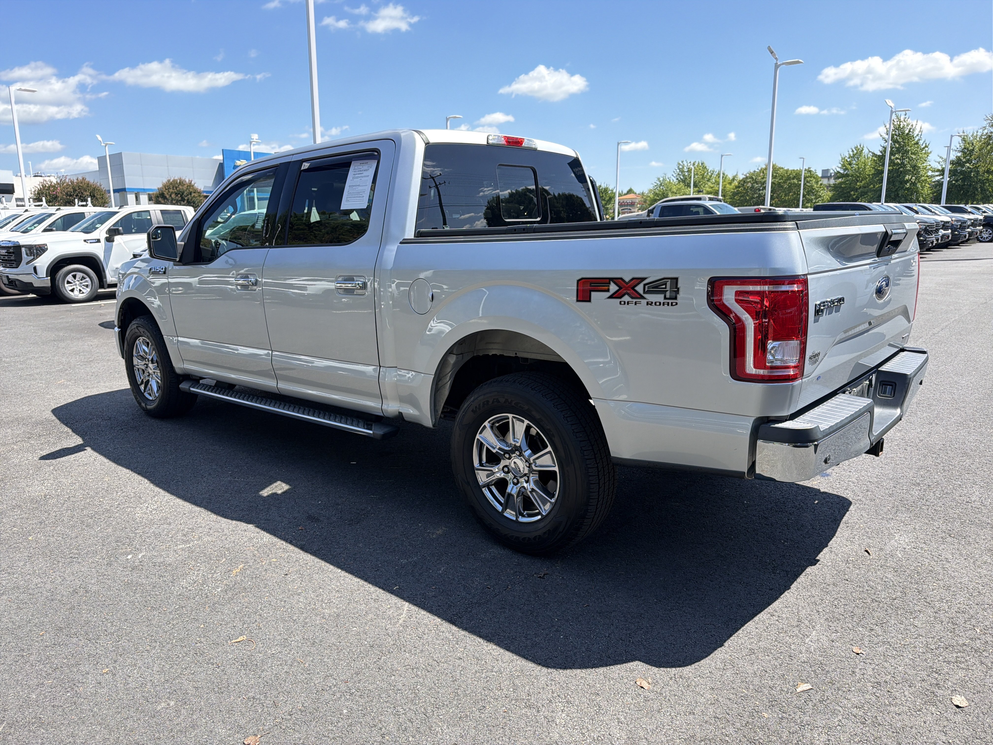 Used 2016 Ford F150 XLT w/ Equipment Group 302A Luxury AWD/4WD image 8