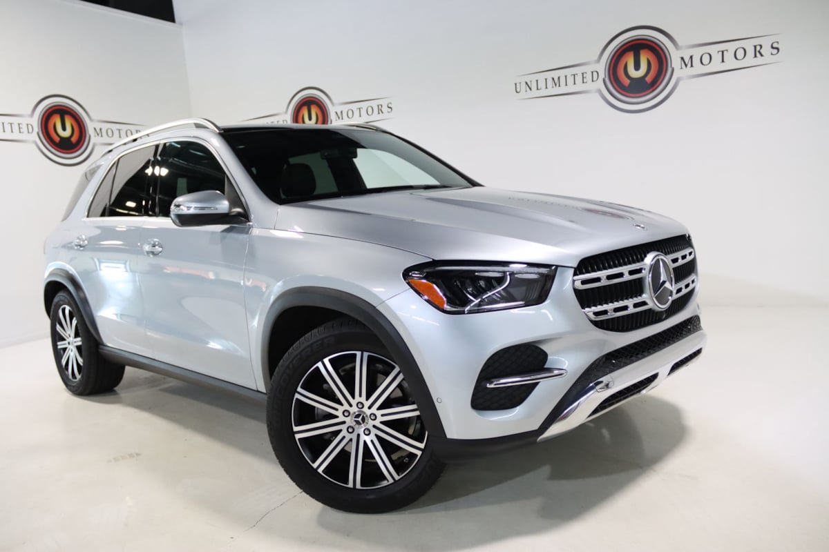 Used 2025 Mercedes-Benz GLE 350 4MATIC w/ Winter Package image 7