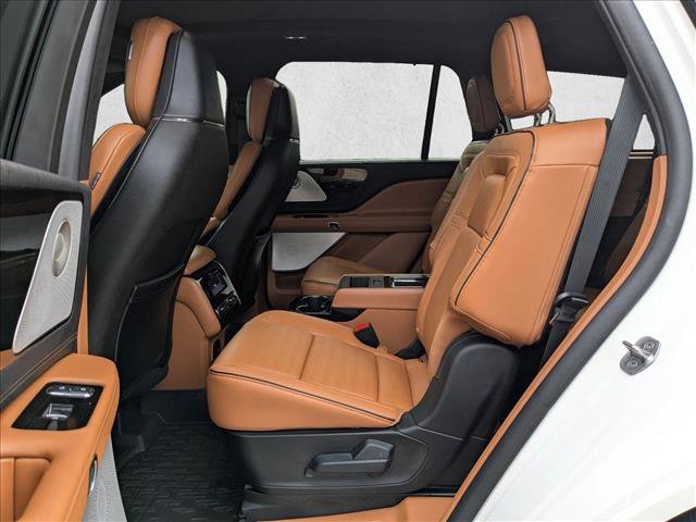 Used 2025 Lincoln Aviator Black Label image 20