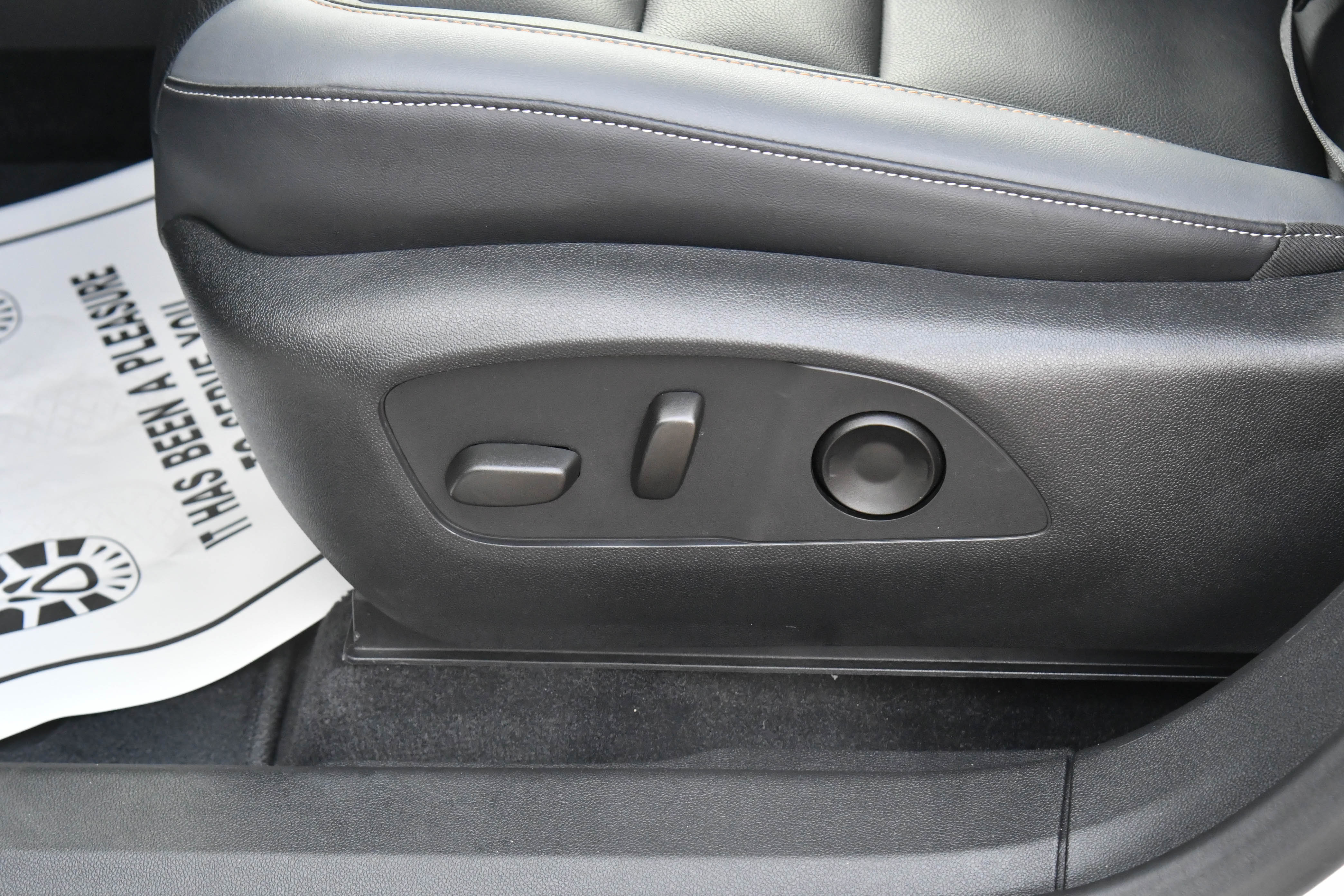 Used 2024 Honda Prologue Touring image 17