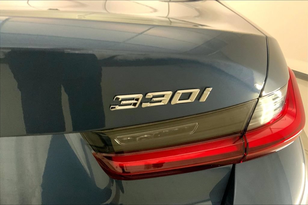 Used 2025 BMW 330i Sedan RWD image 29