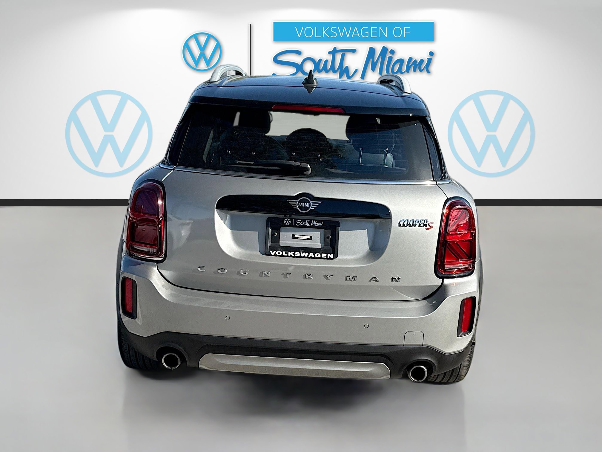 Used 2024 MINI Cooper Countryman S w/ Signature Upholstery Package image 6