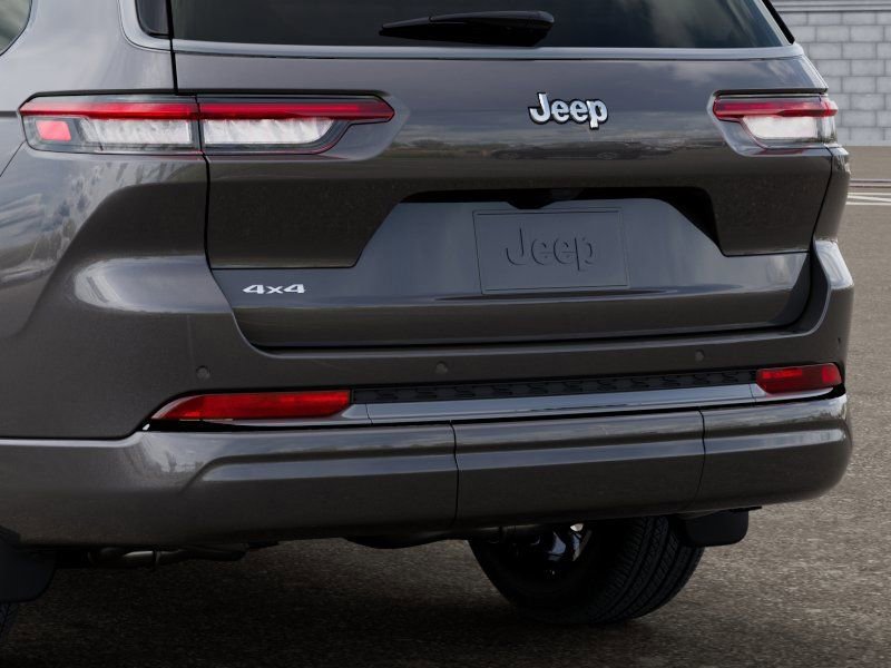 New 2026 Jeep Grand Cherokee L Limited AWD/4WD image 13