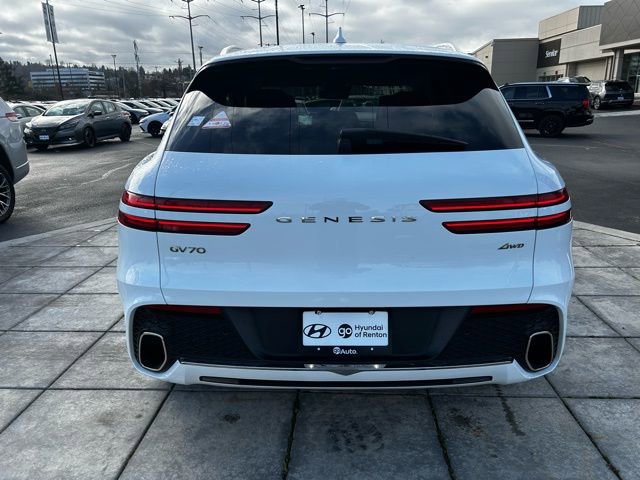 Used 2025 Genesis GV70 2.5T Select image 4