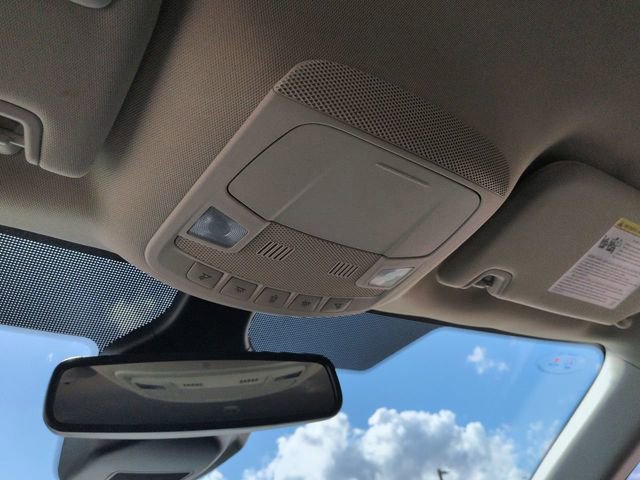 Used 2024 Ford Edge Titanium image 24