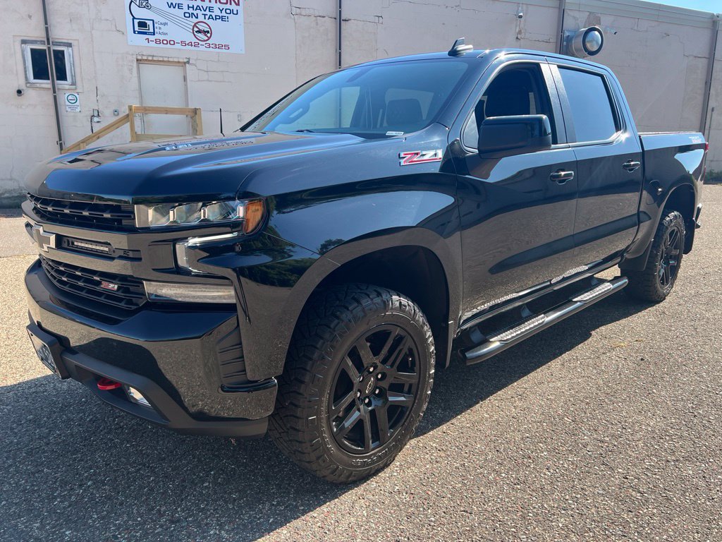Used 2021 Chevrolet Silverado 1500 LT Trail Boss w/ Bed Protection Package AWD/4WD image 8