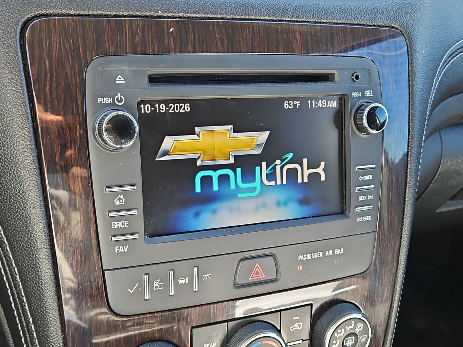 Used 2015 Chevrolet Traverse LT w/ Style and Technology Package AWD/4WD image 27