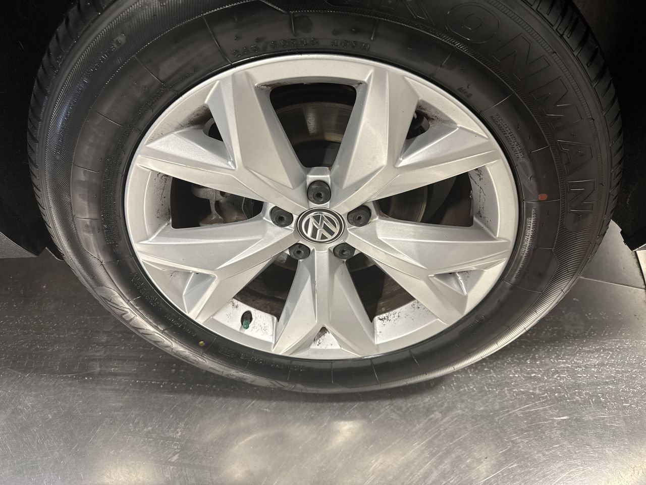 Used 2019 Volkswagen Atlas SE image 12