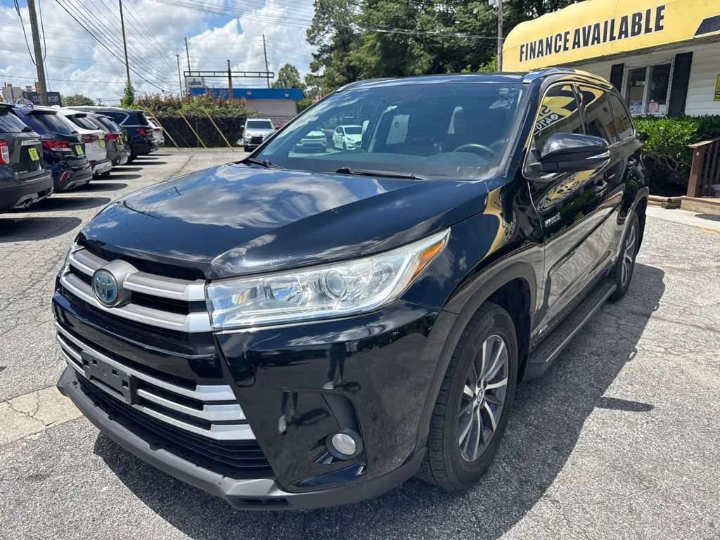 Used 2018 Toyota Highlander XLE