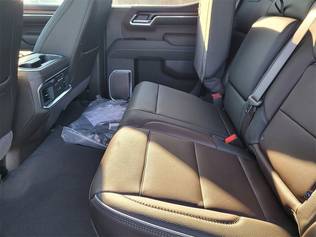 New 2025 GMC Sierra 1500 Denali w/ Technology Package image 8