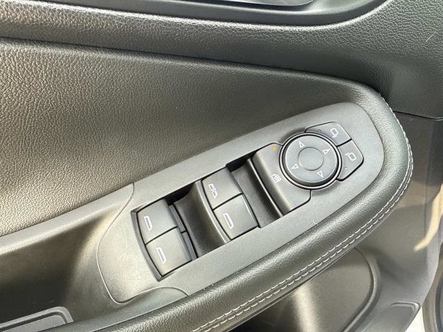 Used 2020 Buick Encore GX Preferred w/ Cold Weather Comfort Package image 12