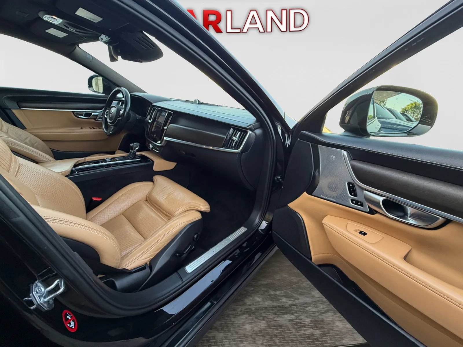 Used 2018 Volvo V90 T6 Cross Country w/ Convenience Package AWD/4WD image 24