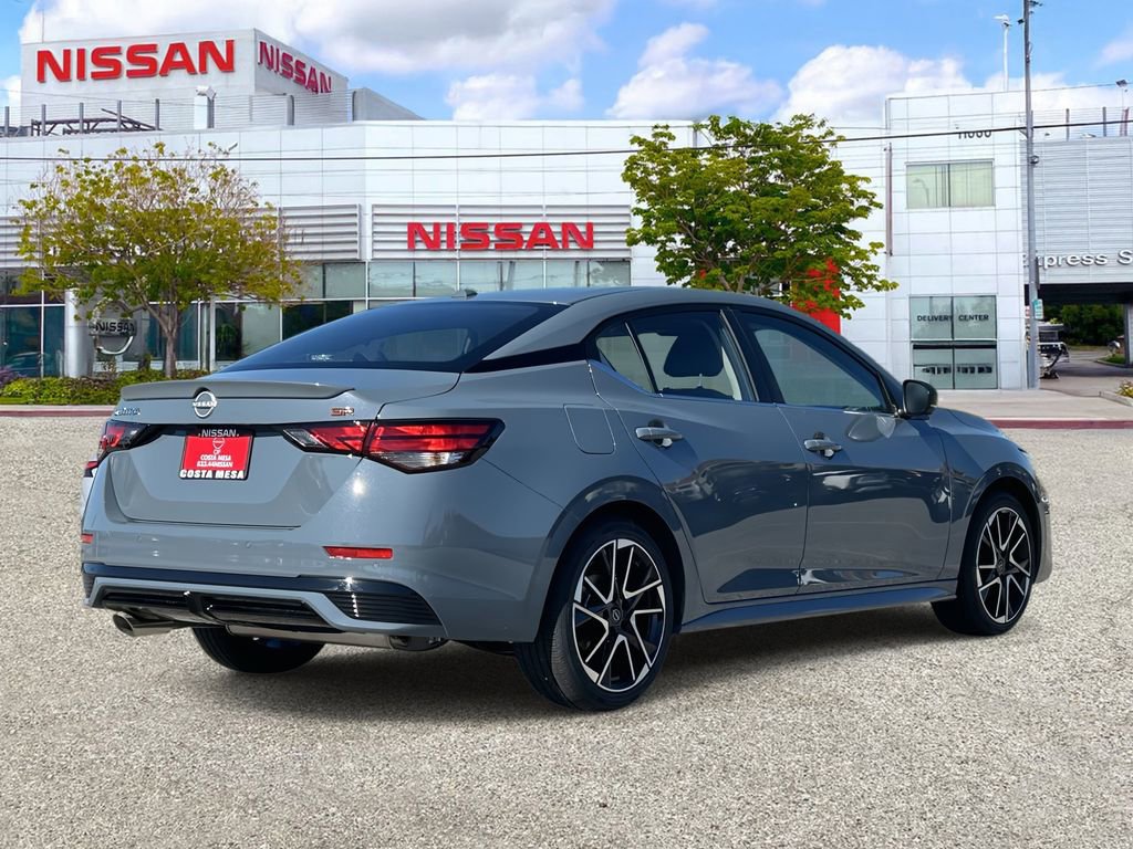 New 2025 Nissan Sentra SR w/ SR Premium Package image 4