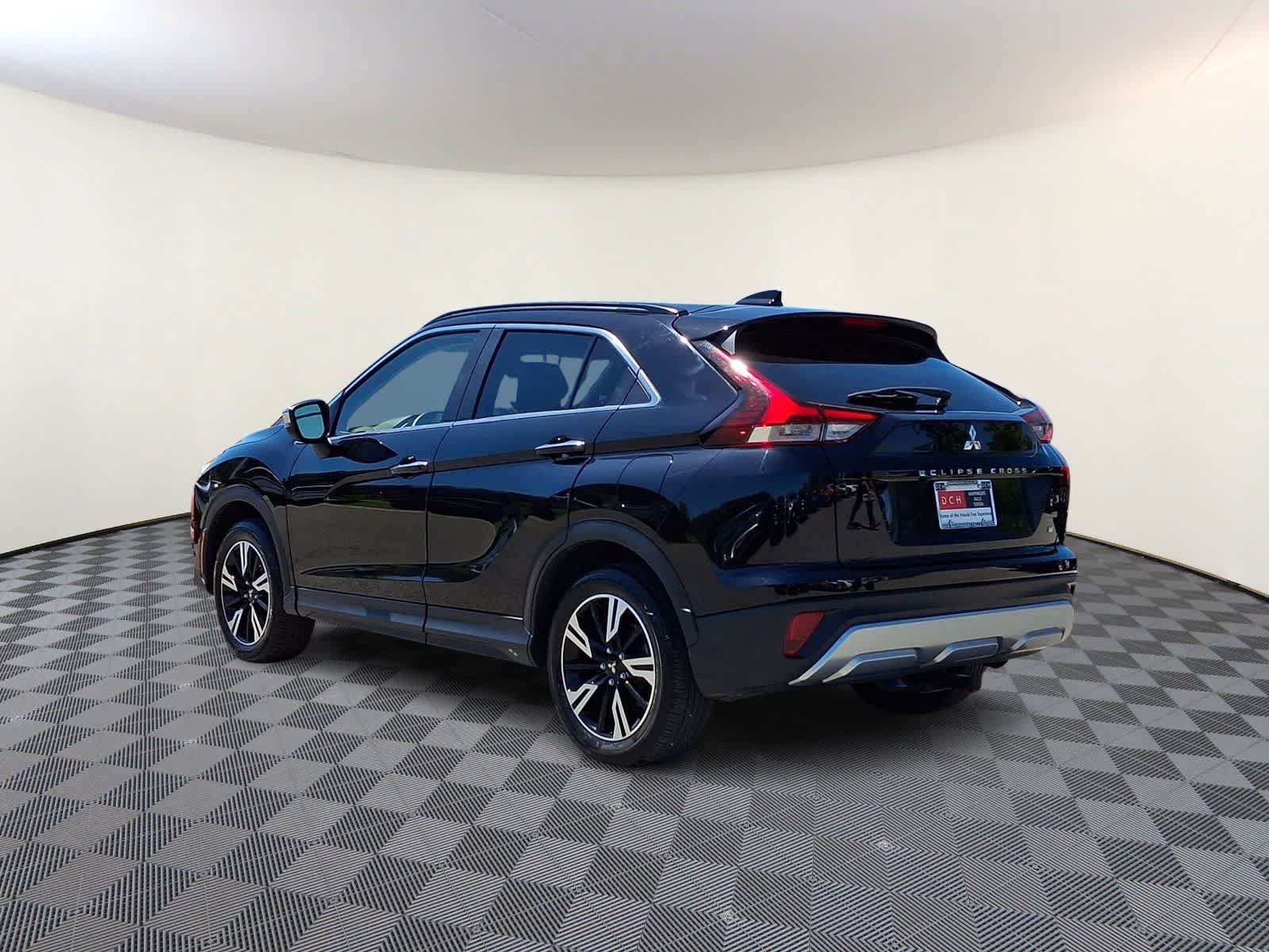 Used 2023 Mitsubishi Eclipse Cross SE AWD/4WD image 7