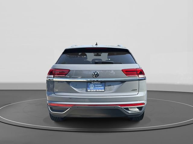 Certified 2023 Volkswagen Atlas Cross Sport SE w/ Black Wheel Package AWD/4WD image 4